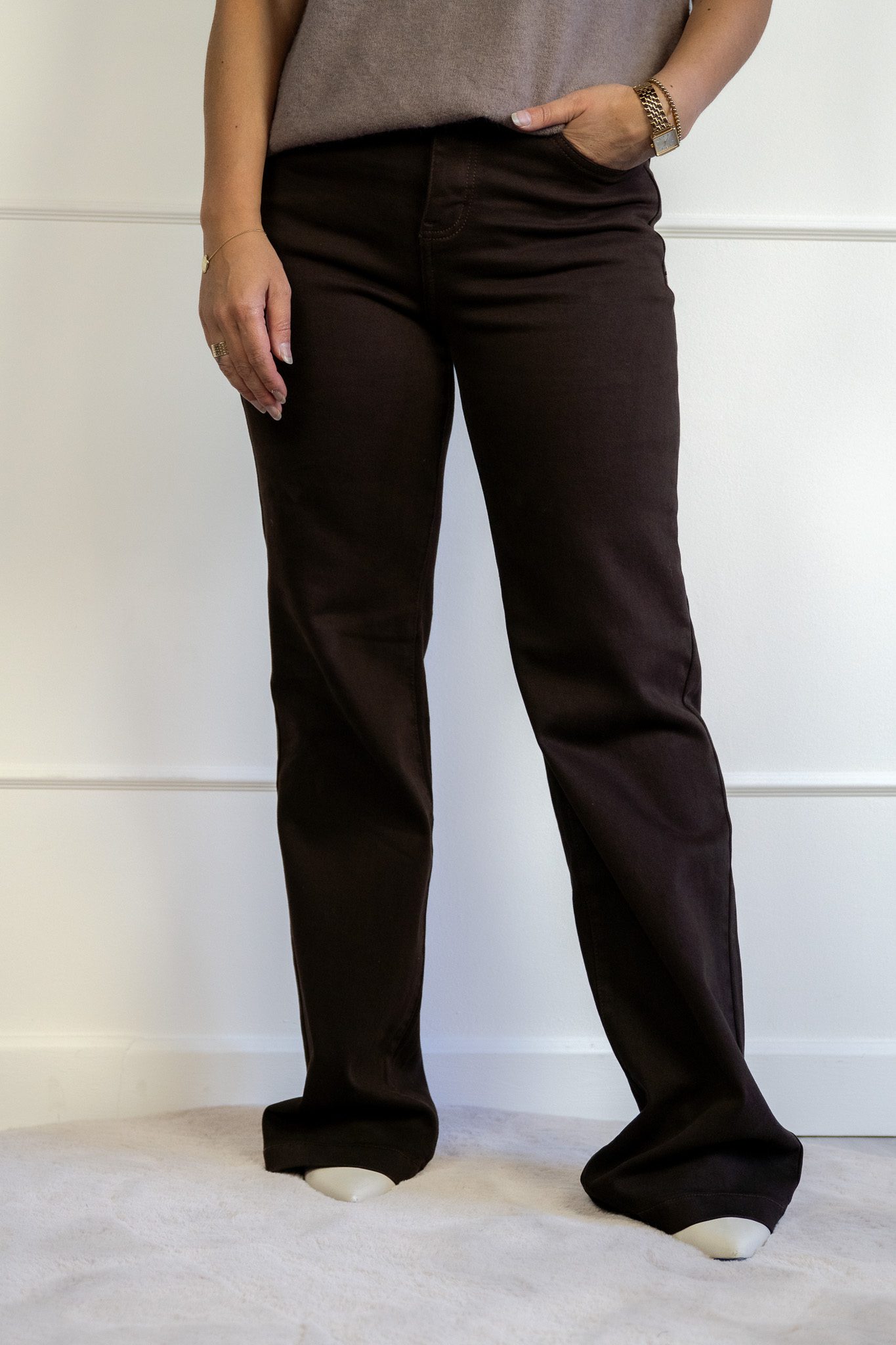 Rina Straight Leg Jeans Bruin