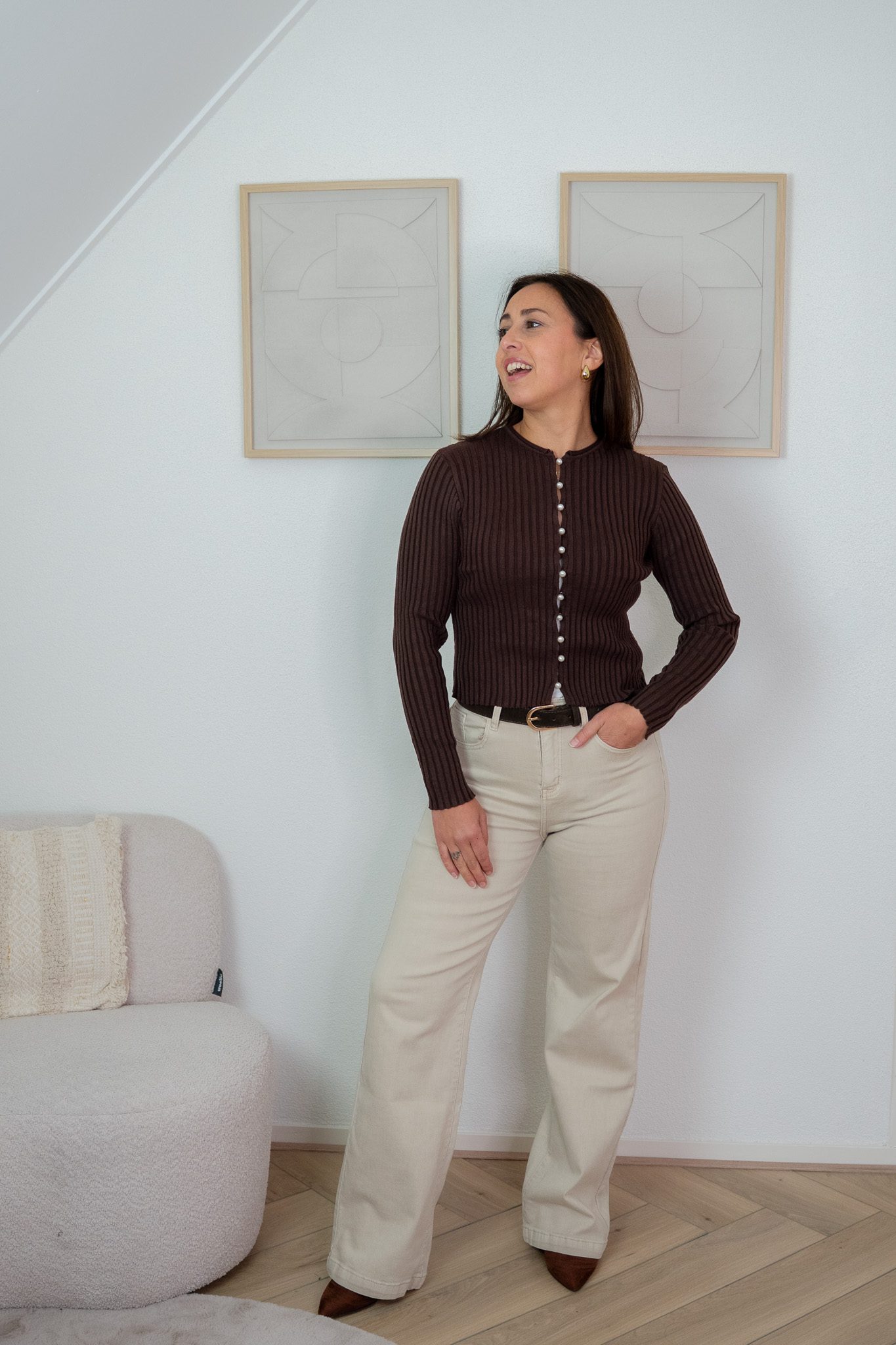 Liva Vestje Bruin met Parel Knoopjes - Afbeelding 3