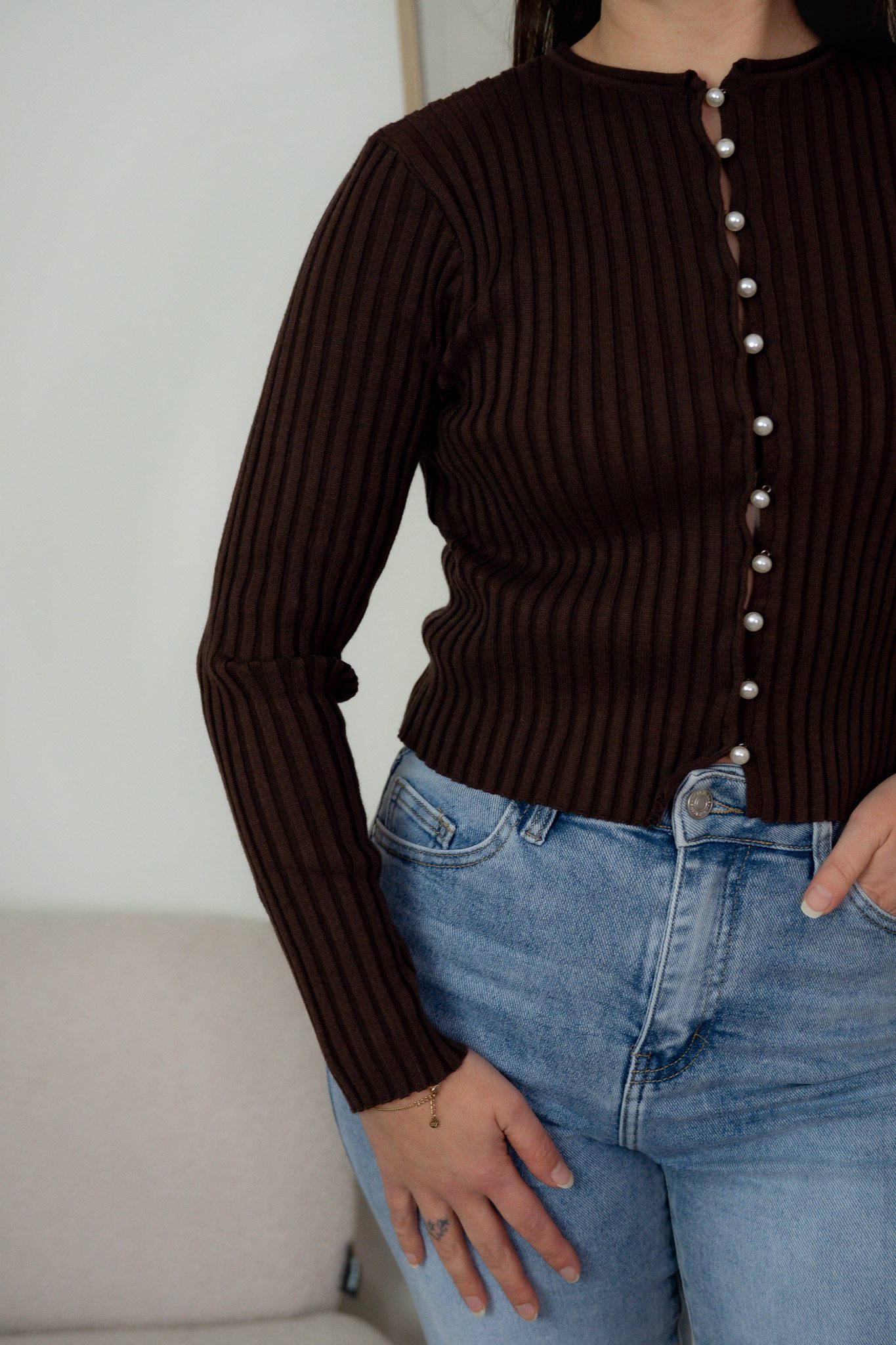 Liva Vestje Bruin met Parel Knoopjes